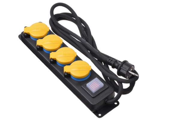 Surge protector 2E with 4 sockets and a switch, IP44, 3G1.5, 3m, black