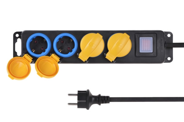 Surge protector 2E with 4 sockets and a switch, IP44, 3G1.5, 3m, black