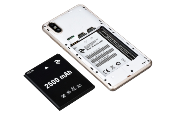 Смартфон 2E E500A 2019 DualSim Gold