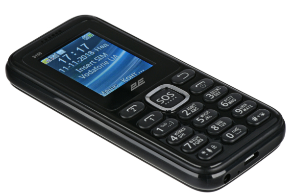 Мобильный телефон 2E S180 DualSim Black
