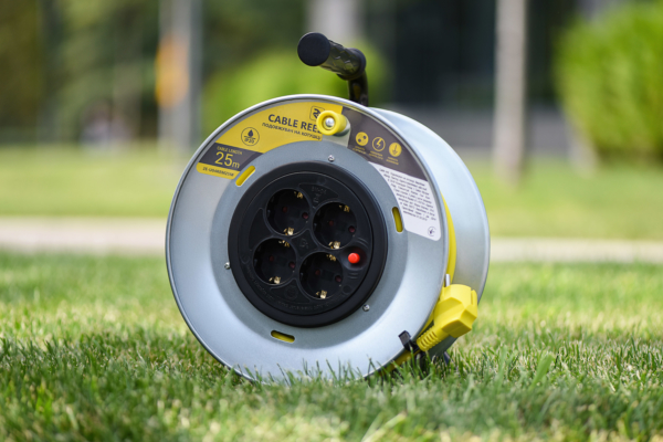 Extension Cord Reel 2E with 4XSchuko Plug, IP20, 3Gx1.5mm, 25 m