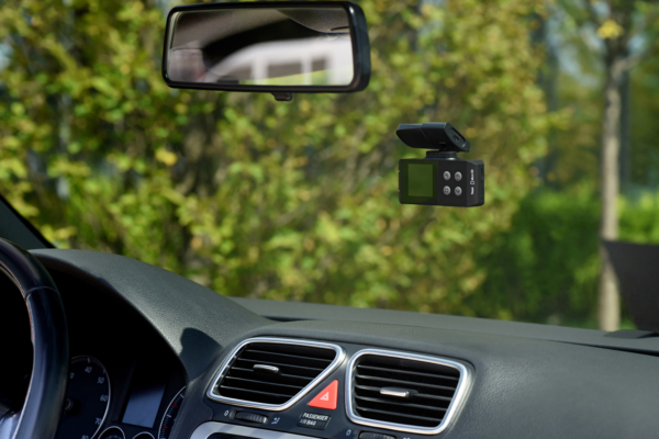Відеореєстратор 2E-Drive 700 Magnet