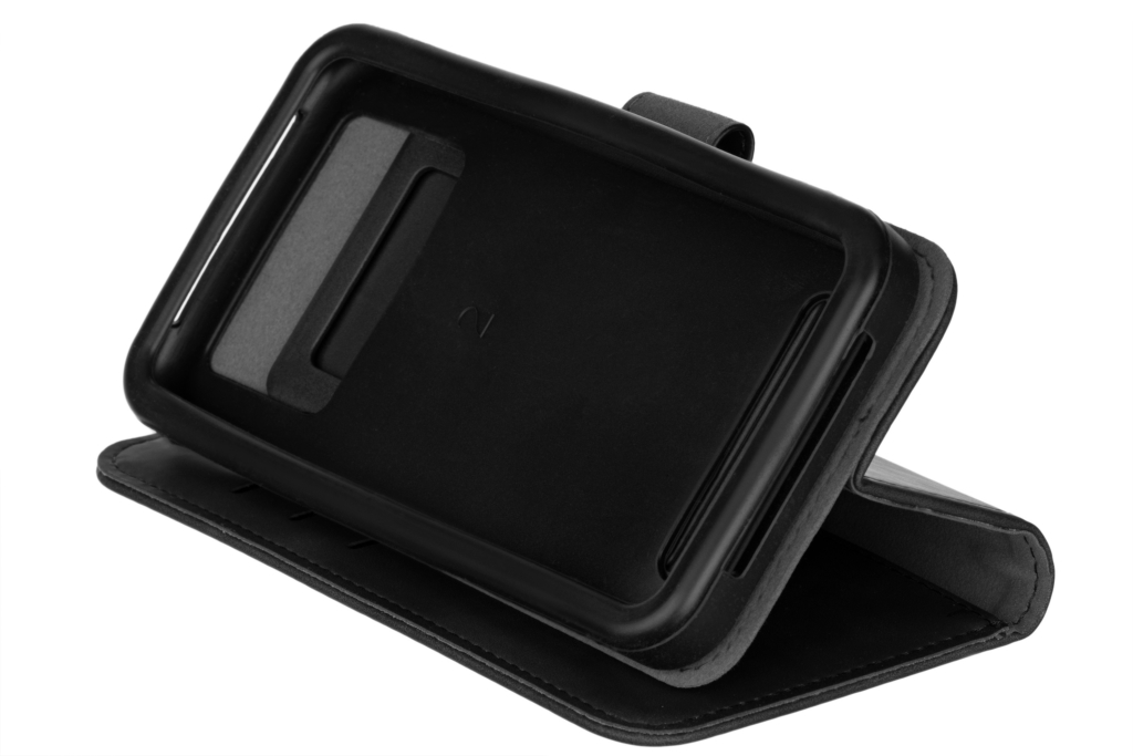 2E Silk Touch Universal Case for smartphones up to 5.5-6″, Smoky black