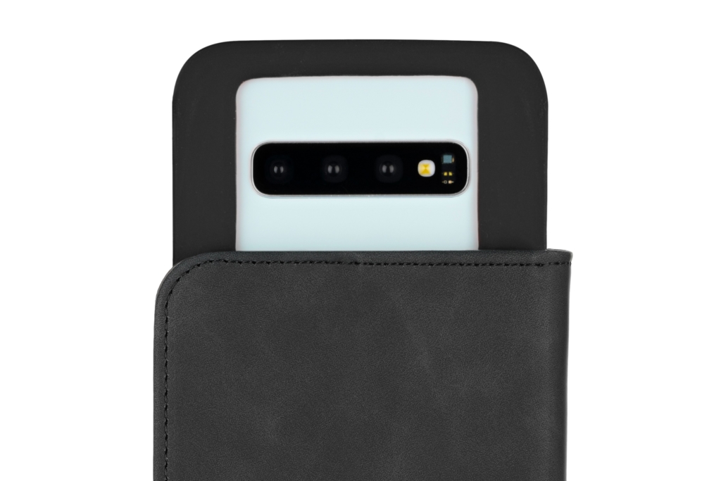 2E Silk Touch Universal Case for smartphones up to 5.5-6″, Smoky black