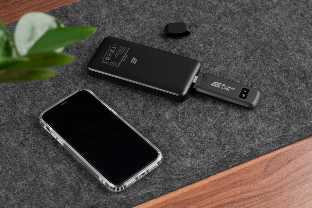 2E Мобільний 4G Wi-Fi маршрутизатор PowerLink (MiFi 1) USB/LTE/1x2FF SIM/WiFi 2.4GHz Black
