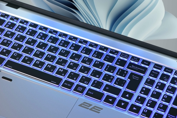 2E Laptop Complex Pro 15 15.6″ NS51PU-15UA54