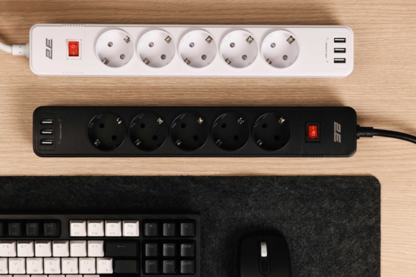 Power strip with surge protector 2E 5xType F, 3×1.5mm2, 16A, 3xUSB-A, 2m, white