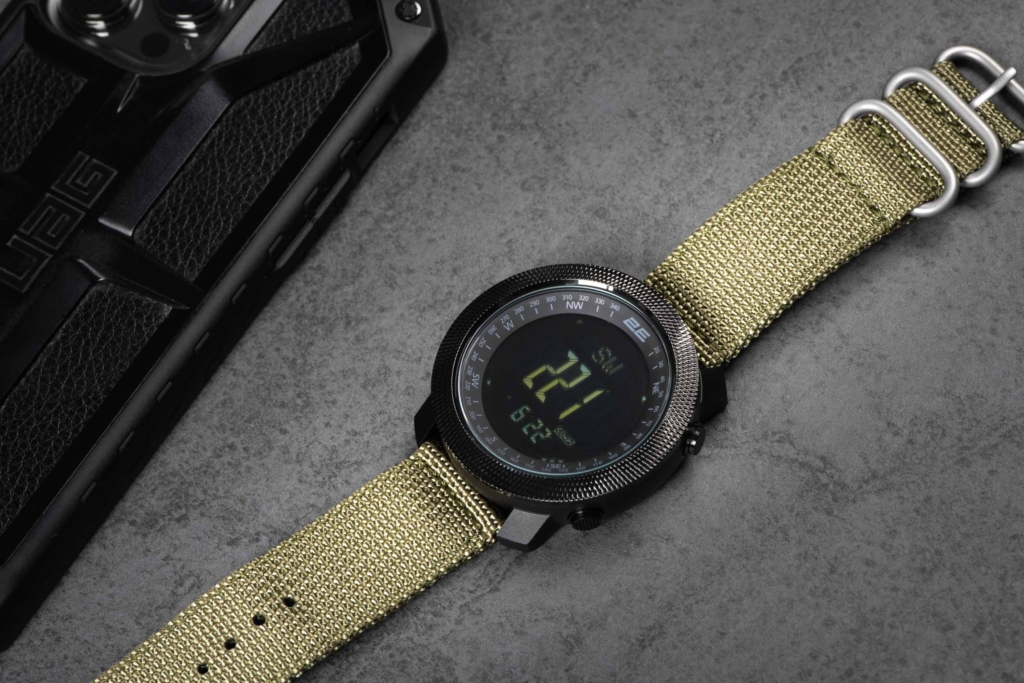 2E Tactical Тактичний годинник Trek Pro Black-Green з компасом, барометром та крокомір