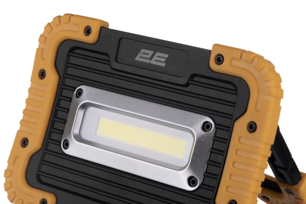Прожектор акумуляторний 2E WLBL1844 Micro-USB 4400мА·год 1000лм 10Вт 3 режими освітлення IP44 0.47кг