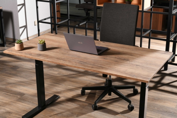 2E Computer table CE150WOLD-MOTORIZED, height adjustment, electric motor 220V, 62/128×150х75cm, Wood Old