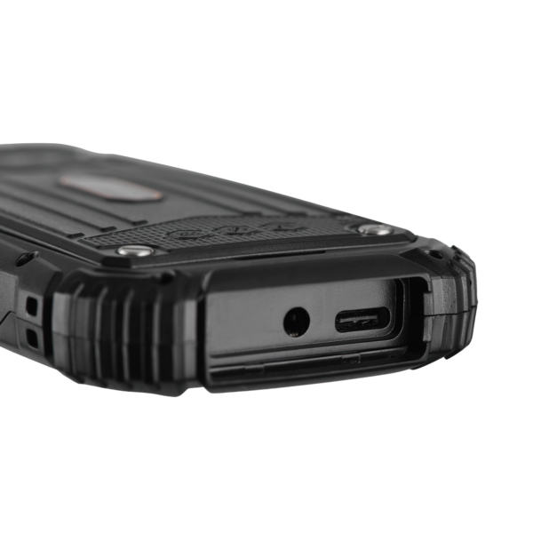 2E Мобільний телефон R240 2024 2.4″ 2SIM, 1800мА•год, чорний