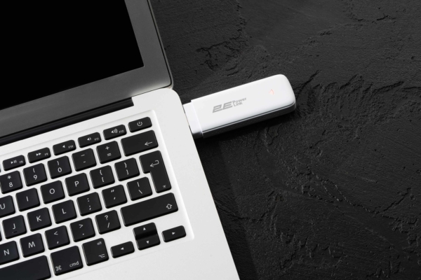 Mobile router 2E PowerLink (MiFi-1 2024) LTE, Wi-Fi4, 1xUSB, 1xCRC9 white