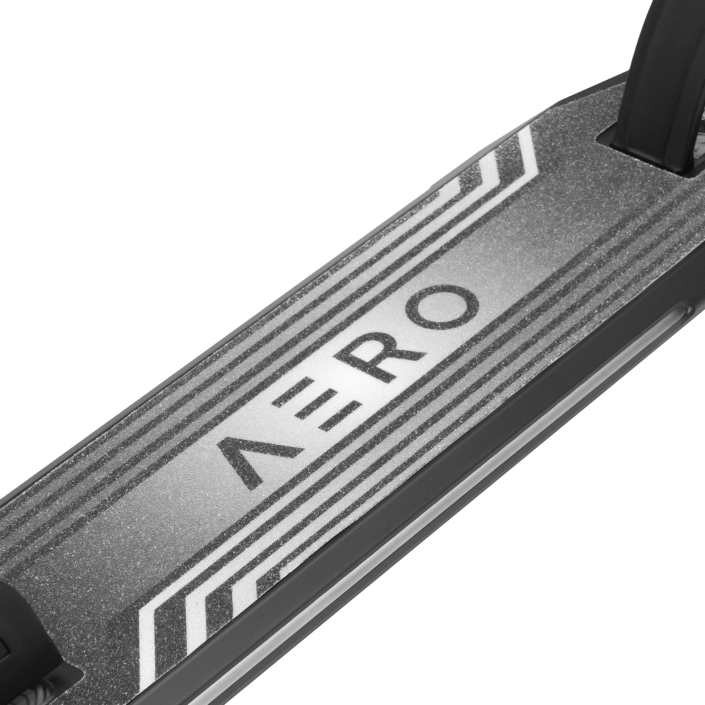 Scooter 2E Aero RGB