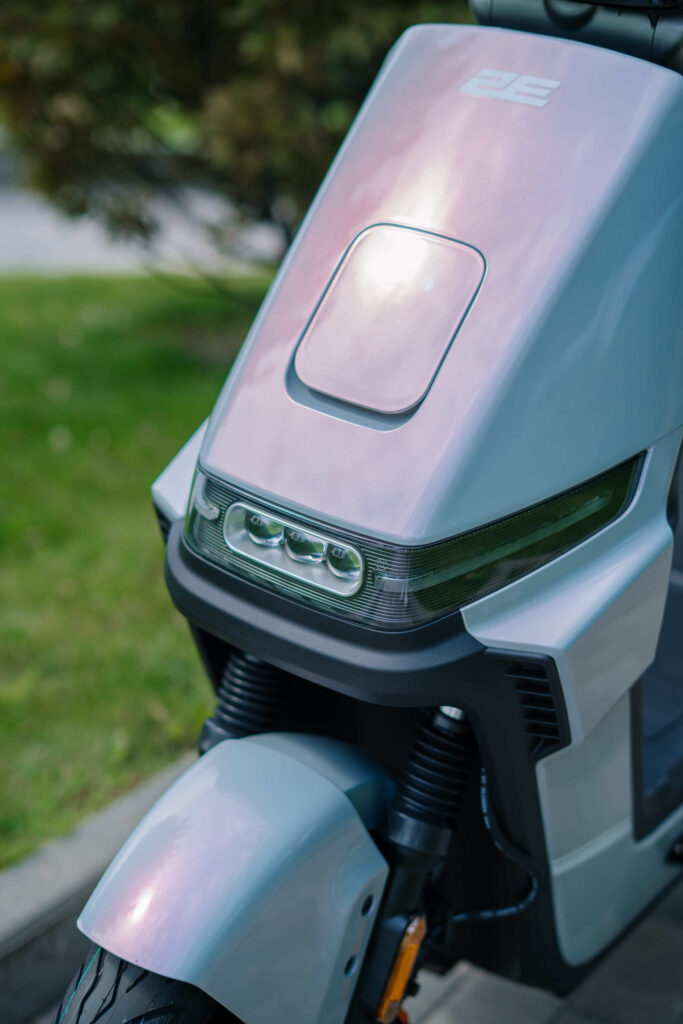 Electric scooter  2E FY70, grey