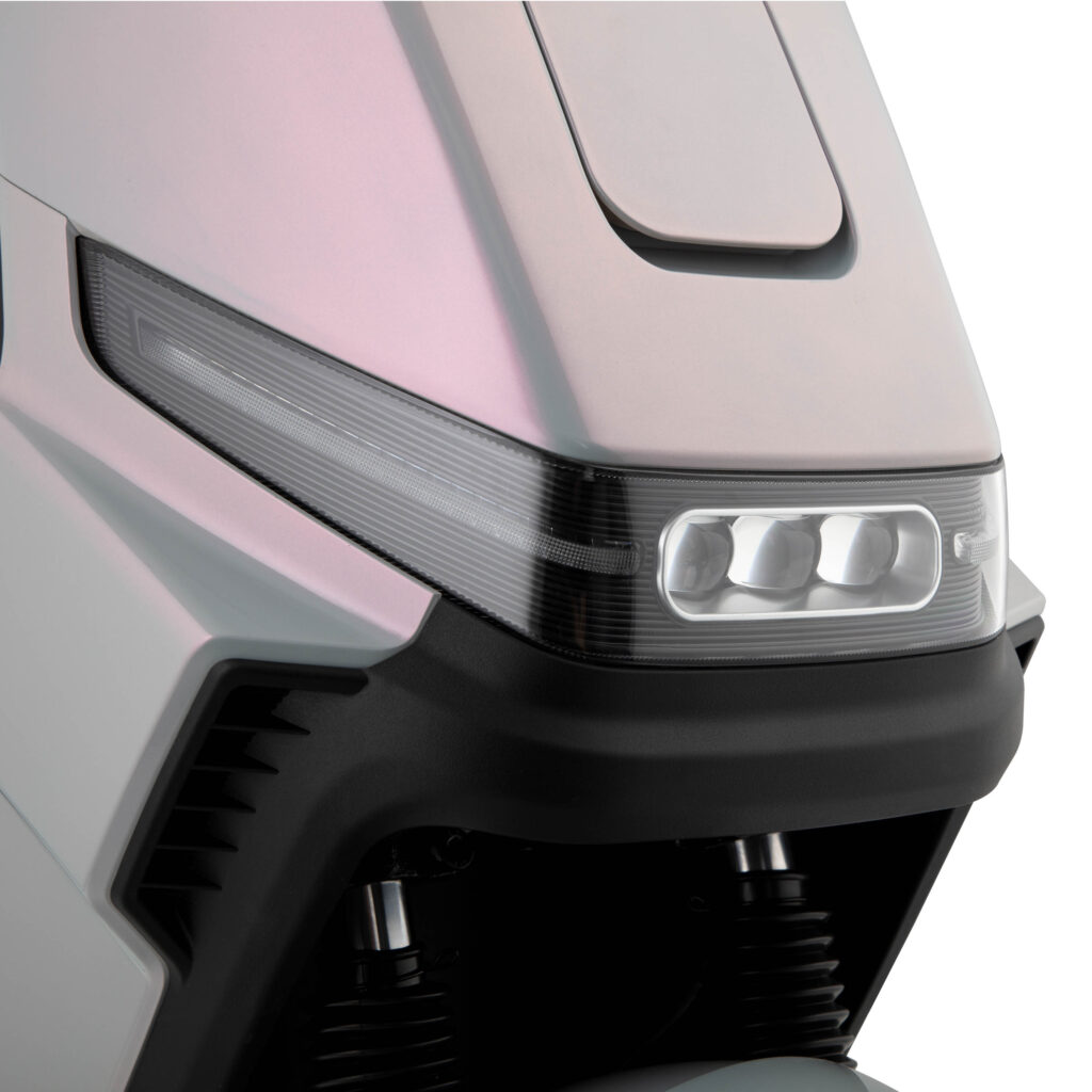 Electric scooter  2E FY70, grey