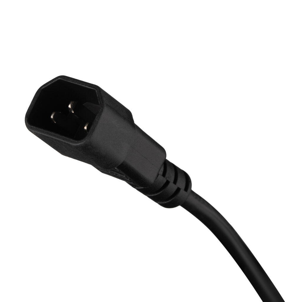 2E power strip 3xType F, 1xC14, 3x1mm sq, 10A, 1m, black