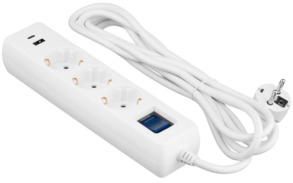Подовжувач-фільтр мережевий 2E 3xТип F, 3×1.5мм кв, 16A, 1xUSB-A, 1xUSB-C, з захистом від перенапруги, 3м, білий