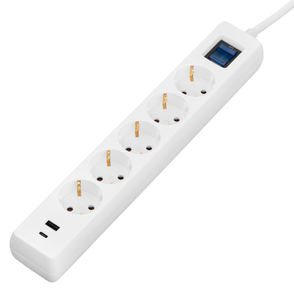 Подовжувач-фільтр мережевий 2E 5xТип F, 3×1.5мм кв, 16A, 1xUSB-A, 1xUSB-C, із захистом від перевантаження, 3м, білий, 3м, білий