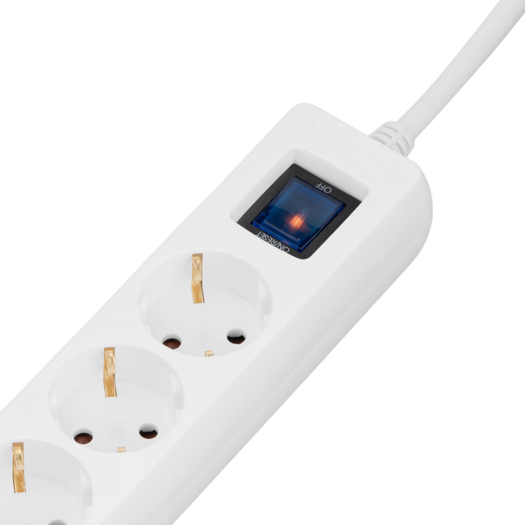 Подовжувач-фільтр мережевий 2E 5xТип F, 3×1.5мм кв, 16A, 1xUSB-A, 1xUSB-C, із захистом від перевантаження, 3м, білий, 3м, білий