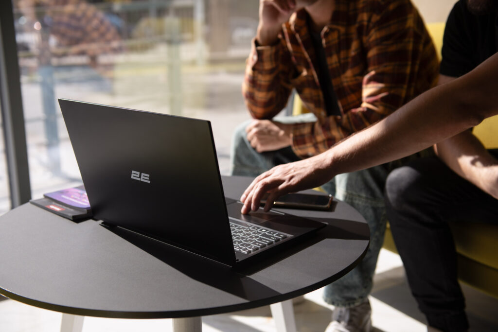 Ноутбук 2E Imaginary 15.6″ FHD IPS AG, Intel i3-1215U, 8GB, F256GB, UMA, Win11, Чорний