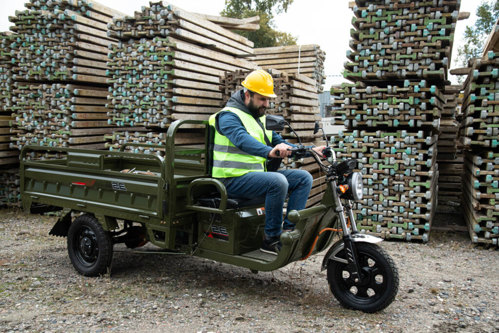 Electric scooter 2E TCG8, green