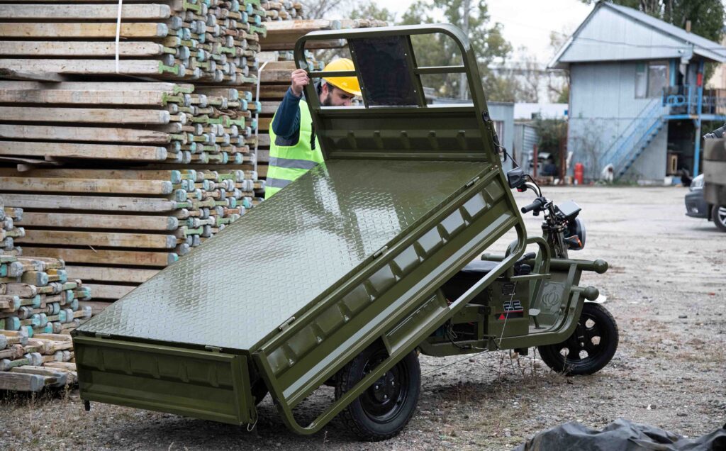 Electric scooter 2E TCG8, green