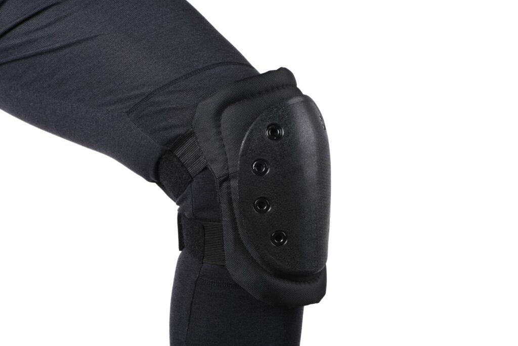 Комплект наколенников и налокотников 2Е, черный, 2E-MILKNAELPADS-SET-BK