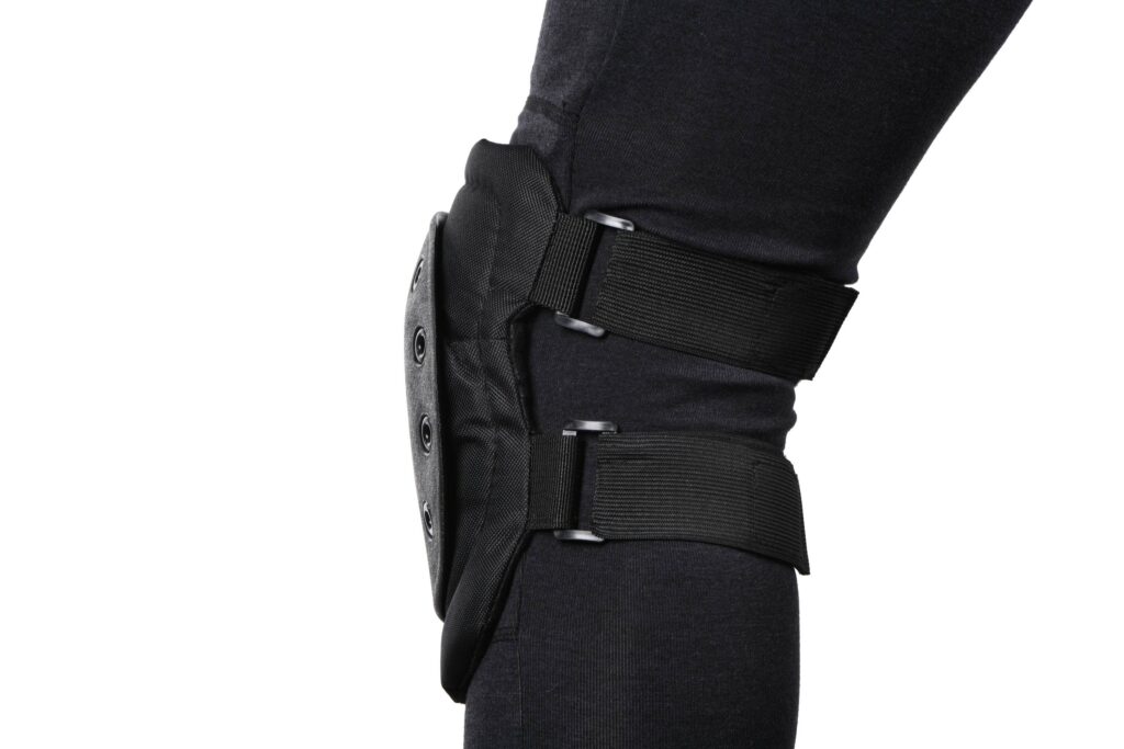 Комплект наколенников и налокотников 2Е, черный, 2E-MILKNAELPADS-SET-BK