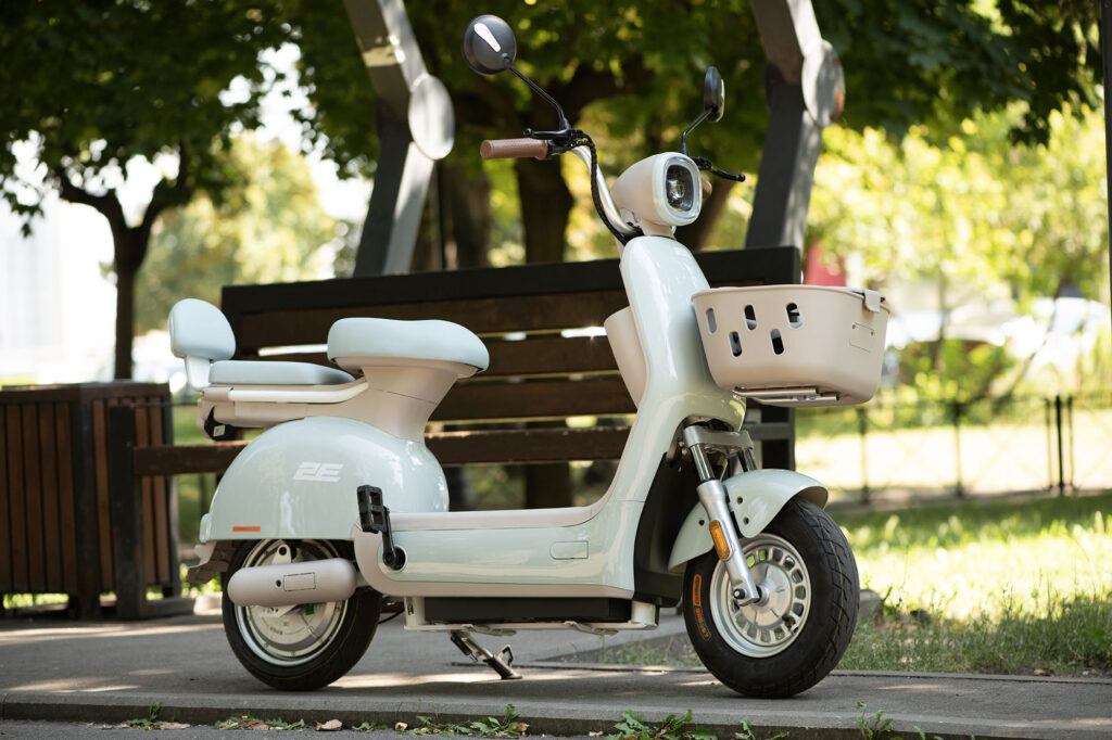 Electric scooter 2E F2, blue