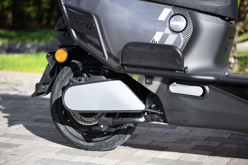 Electric scooter 2E S70, grey