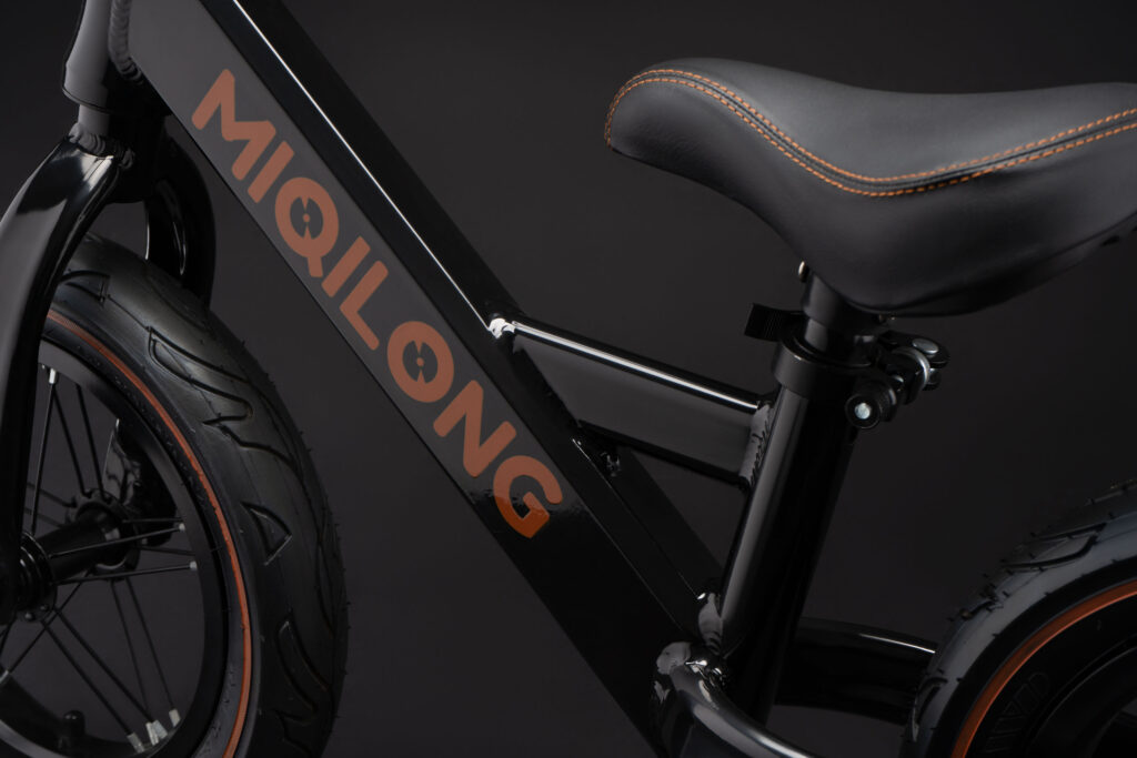 Miqilong by 2E Balance bicycle HPA 12″ black