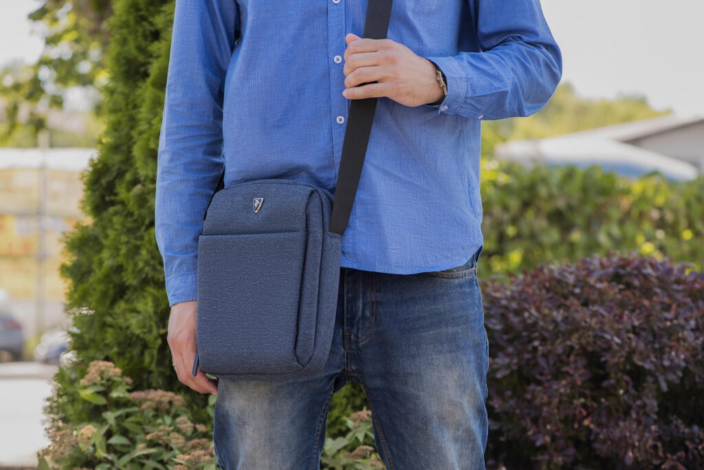 Vertical Bag 2E, Melange 10″, Navy-Blue