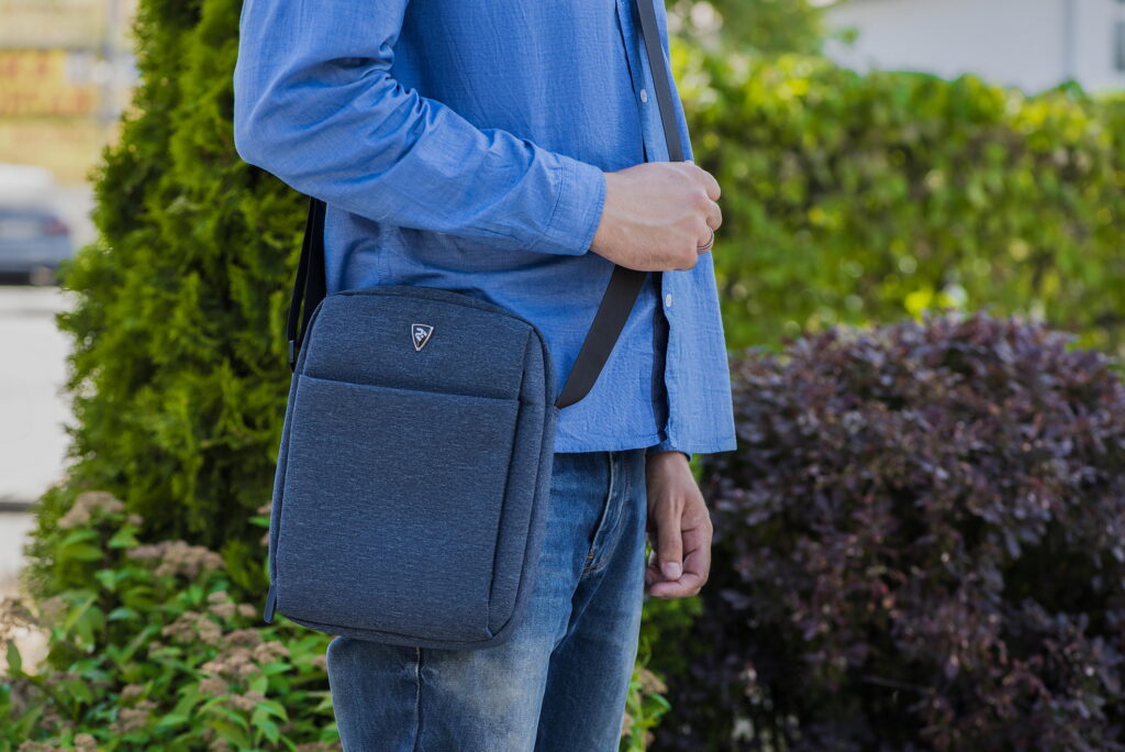 Vertical Bag 2E, Melange 10″, Navy-Blue