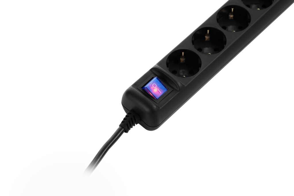 2E power strip 5XSchuko switch, 3G*0.75mm2, 3m, Black