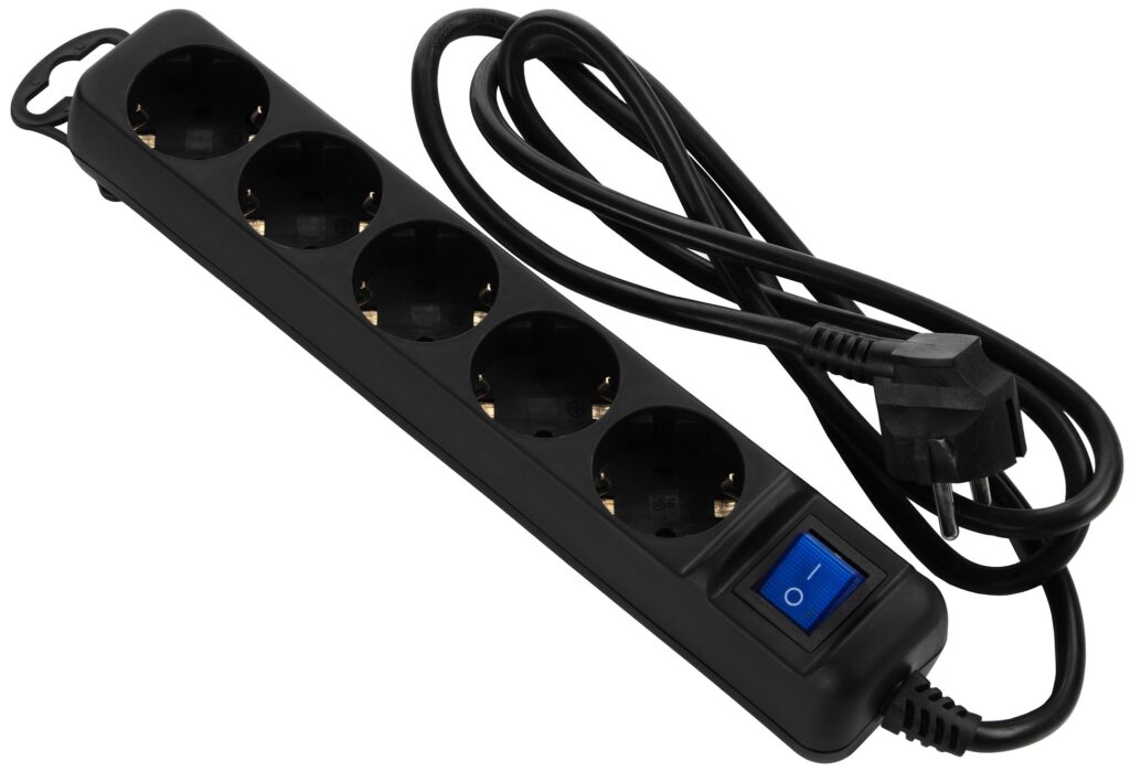 2E power strip 5XSchuko switch, 3G*0.75mm2, 3m, Black